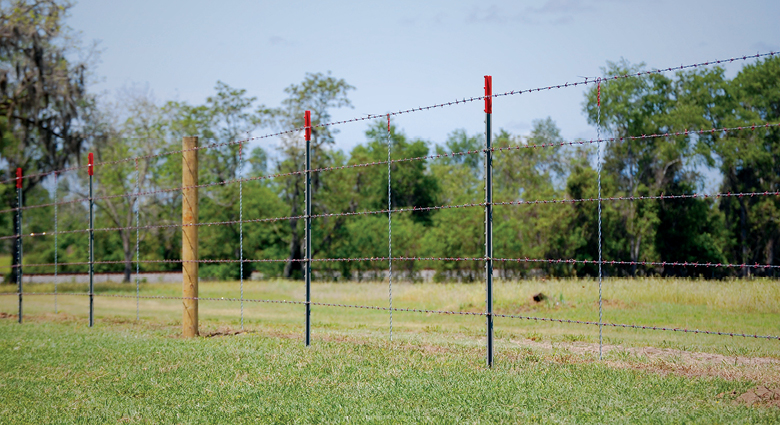 Barbed wire shop fence spacing